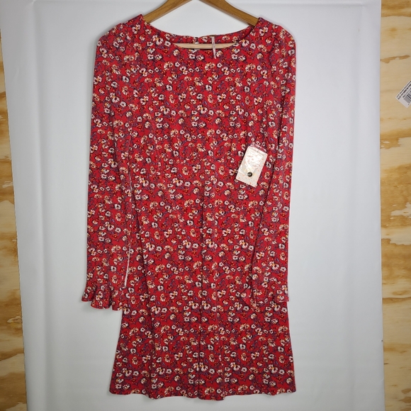 Free People Dresses & Skirts - NWT Free People Red Floral Long Sleeve Midi Dress Size M